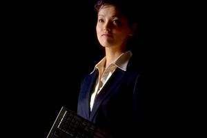 港区内企業の給与計算事務軽減のために